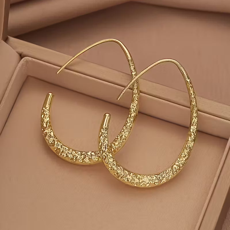 Elegant Vintage Gold Drop Earrings