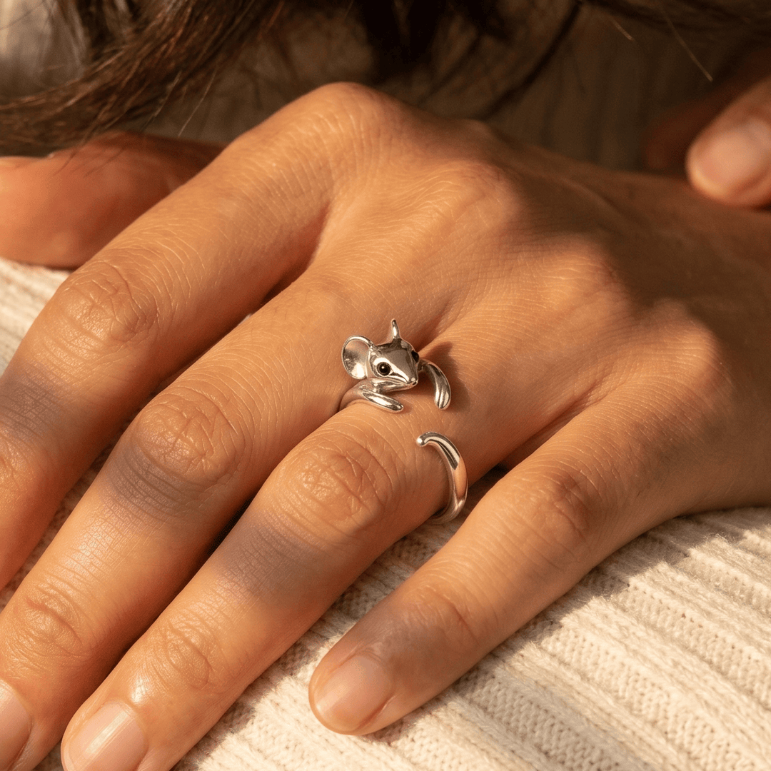 Tiny Mouse Hug Ring - (ADJUSTABLE)