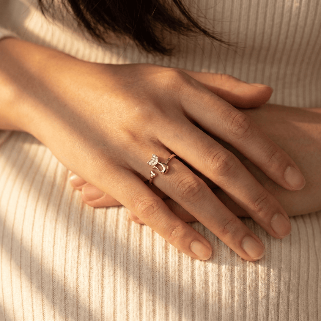 Tail of Love Ring - (ADJUSTABLE)