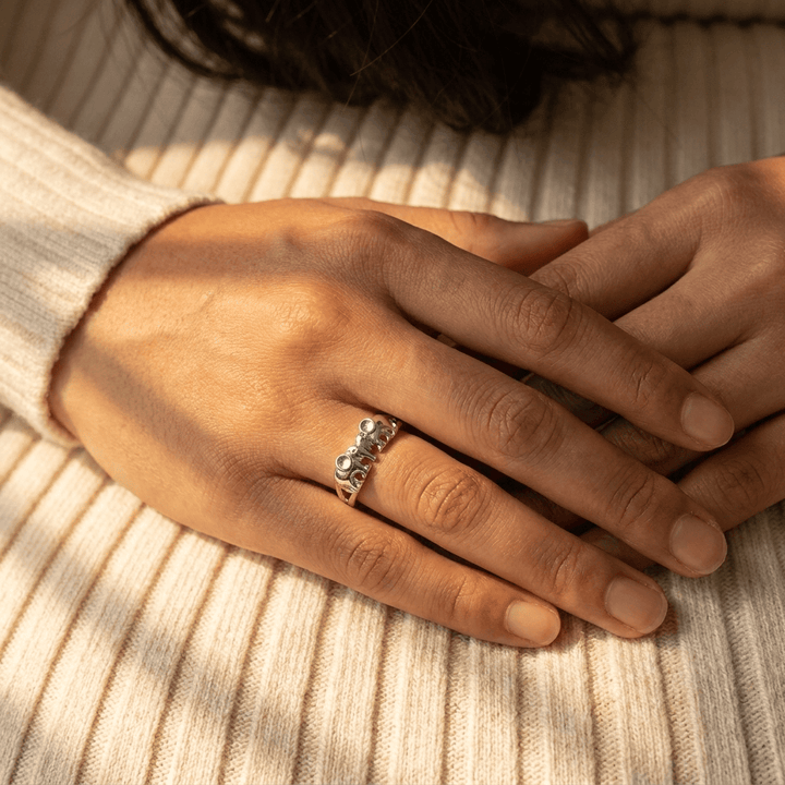 Twin Elephant Ring