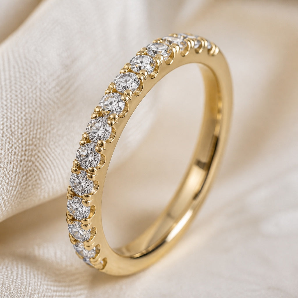 Zirconia Embrace Gold Ring