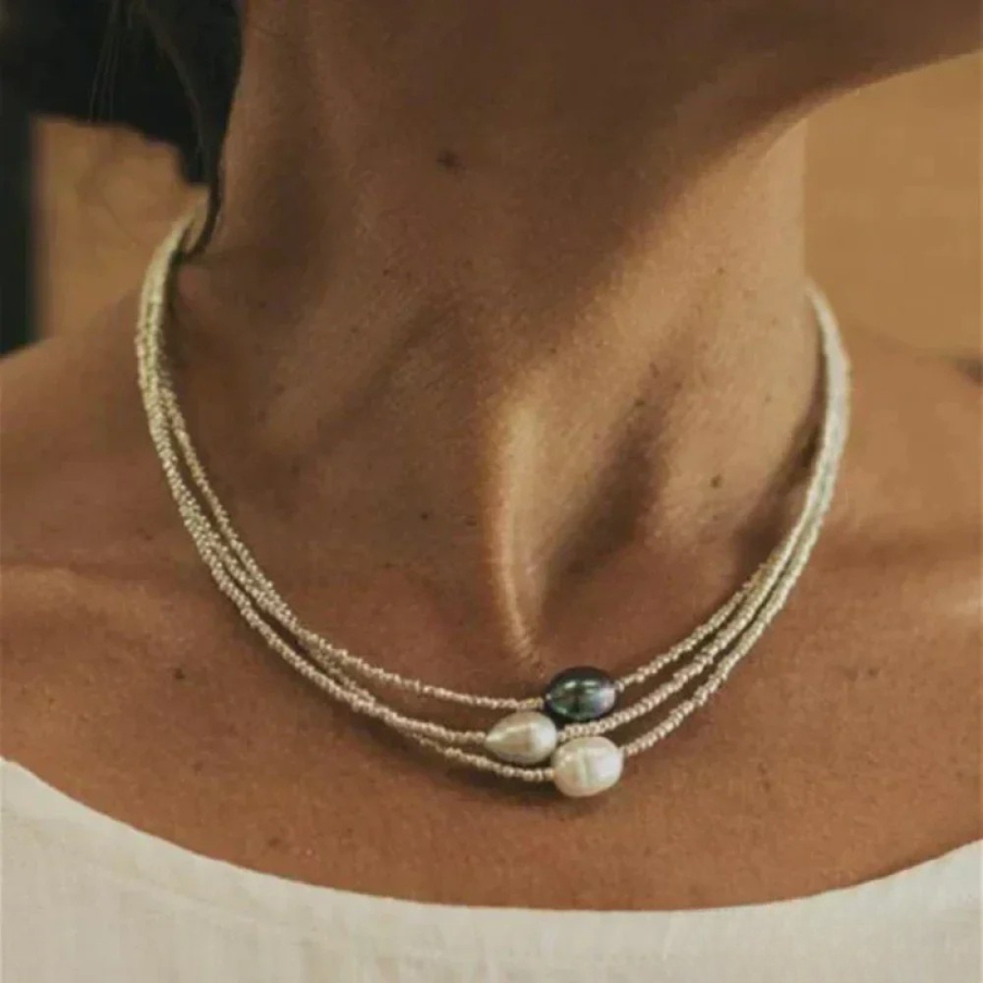 Violet | Vintage Pearl Necklace