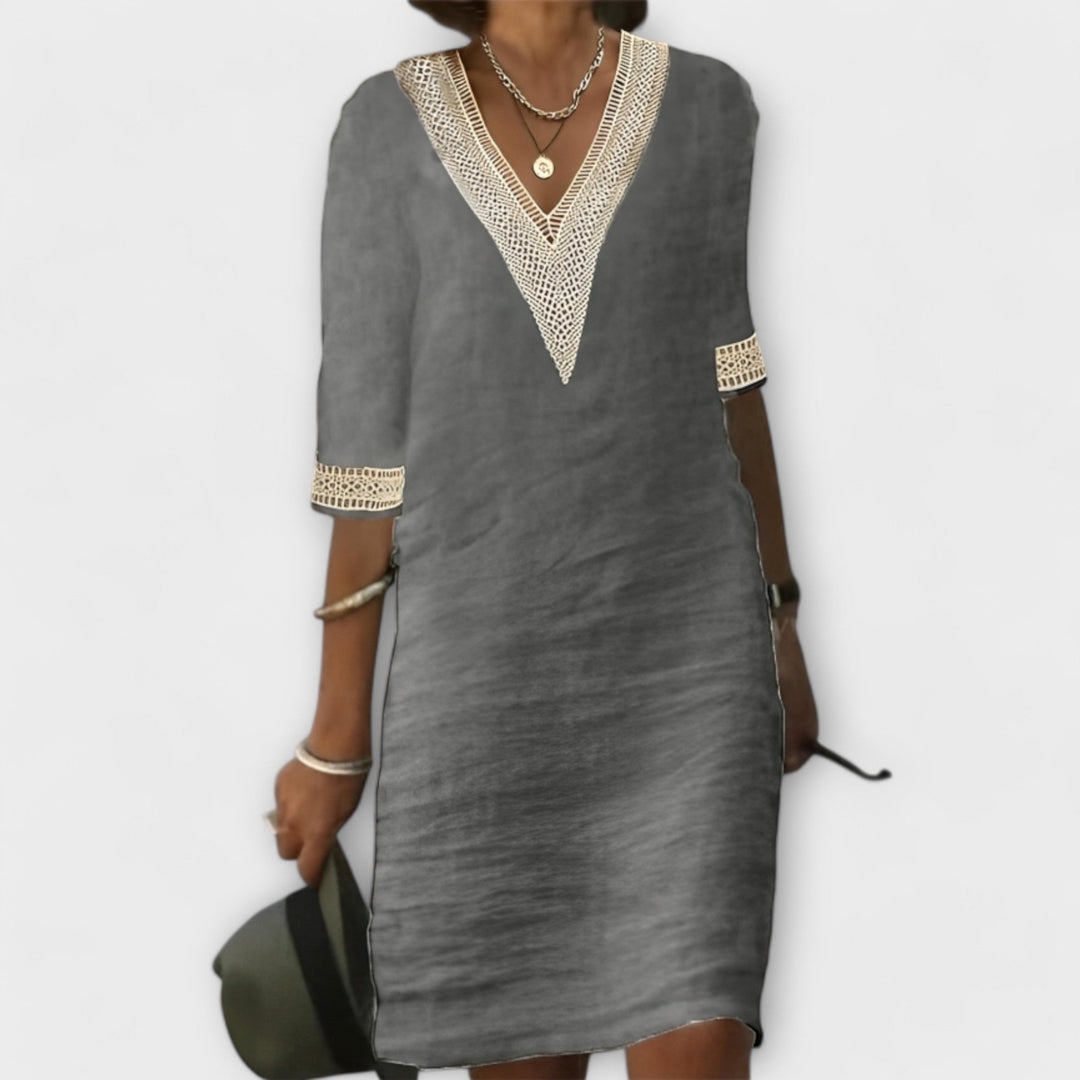 Women's Dress | V-Neck Shift 3/4 Sleeve Mini
