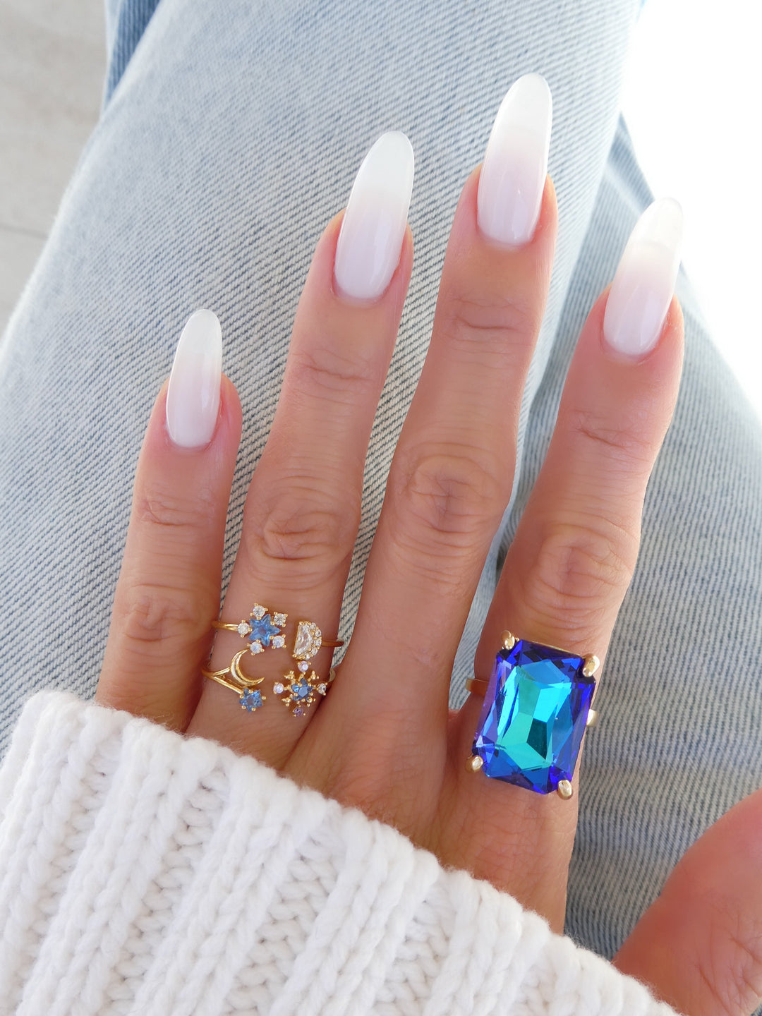 Crystal Nelly Ring (Red)