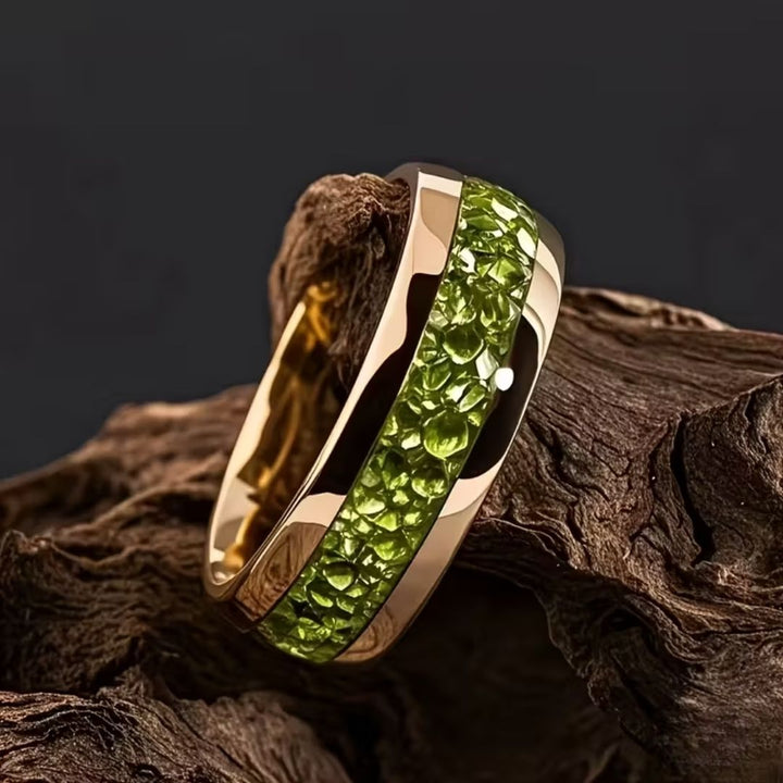 Imperial Emerald Crest Band