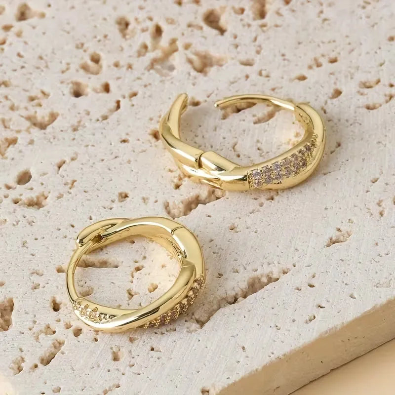 Exclusive Twisted Zircon Earrings