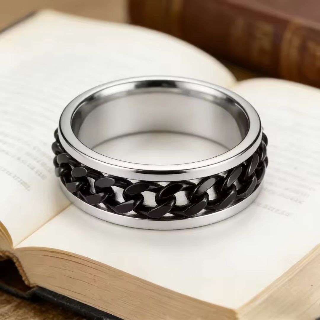 Iron Chain Heritage Ring