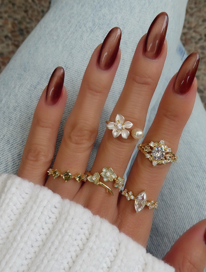 Green Molly Flower Ring