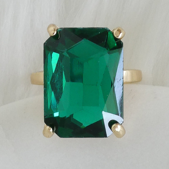 Crystal Nelly Ring (Emerald)