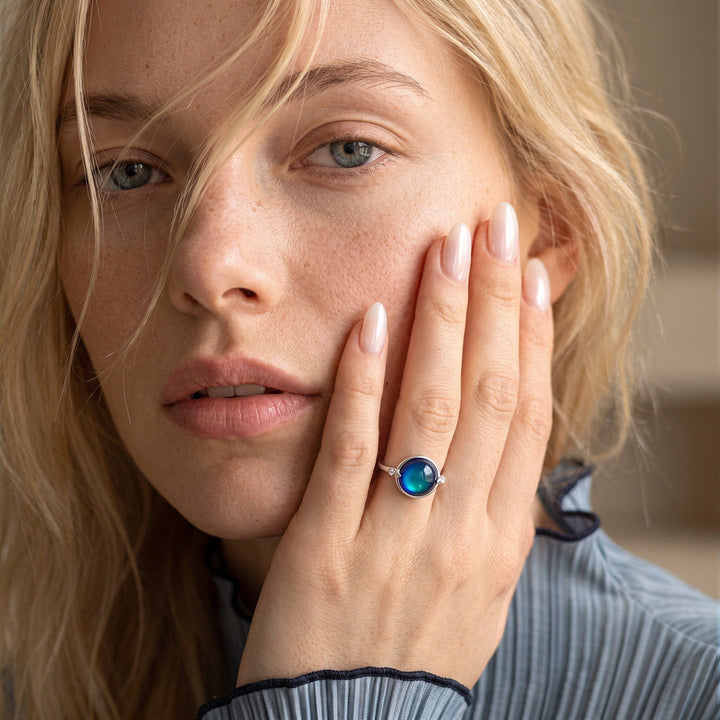 Colour-Changing Mood Ring