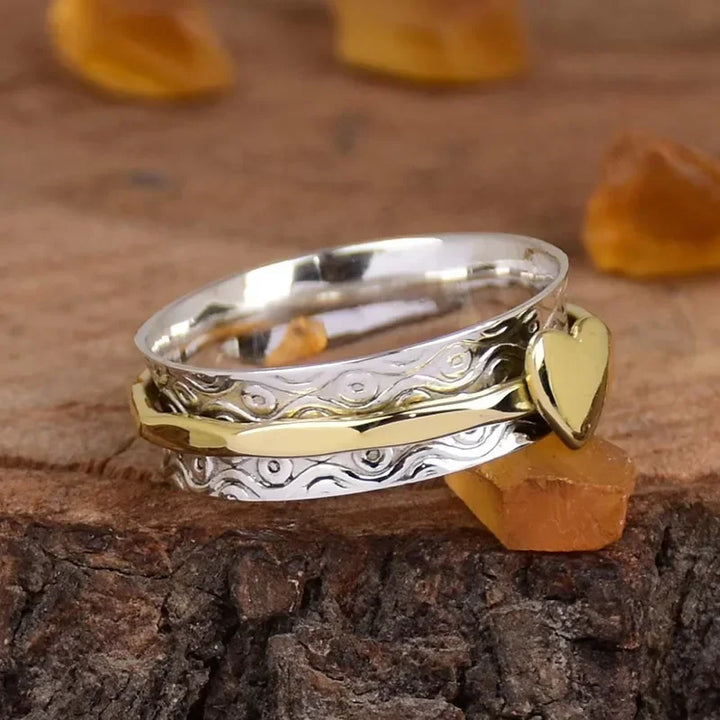 Heirloom Heart Engraved Band
