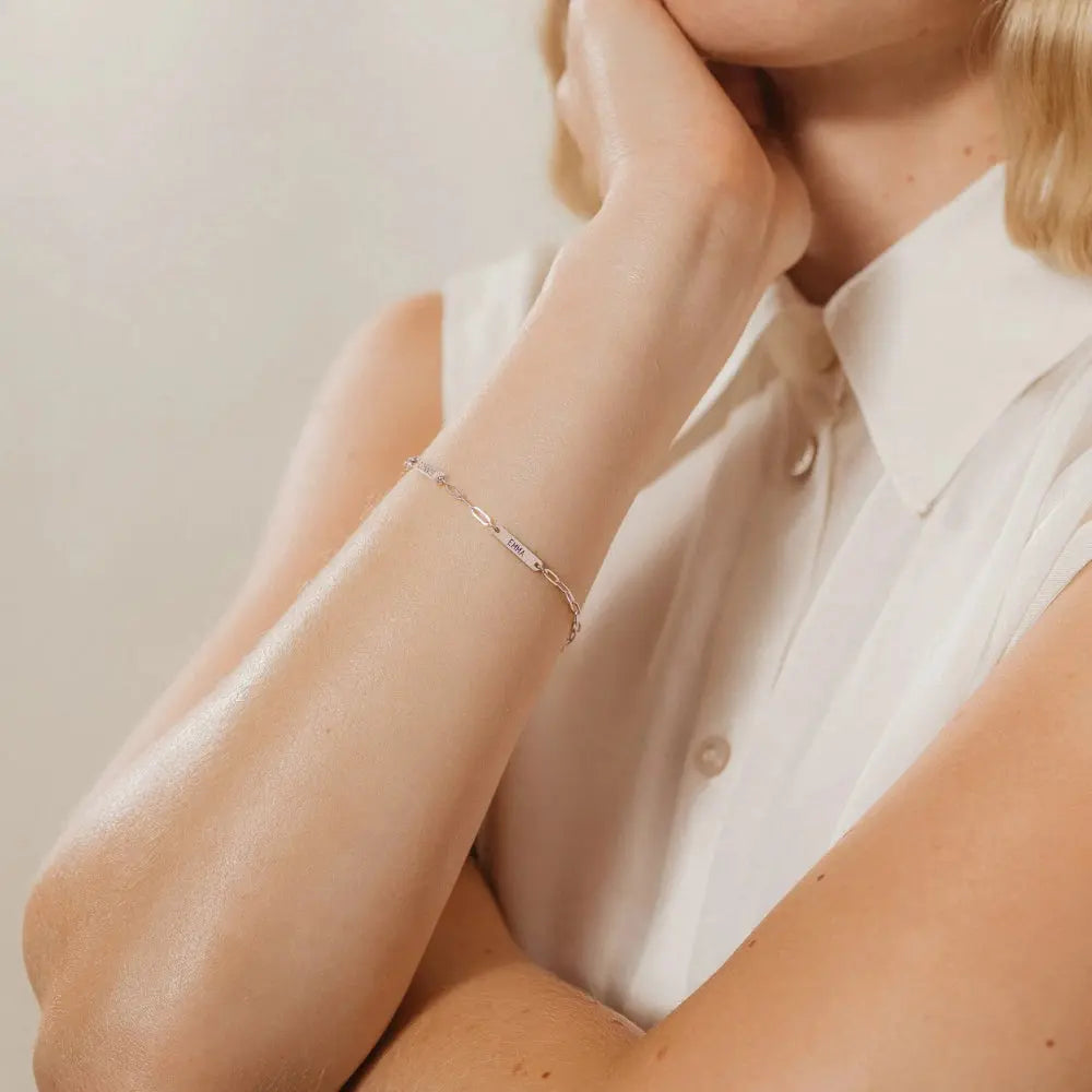 Name bar bracelet in silver with two names