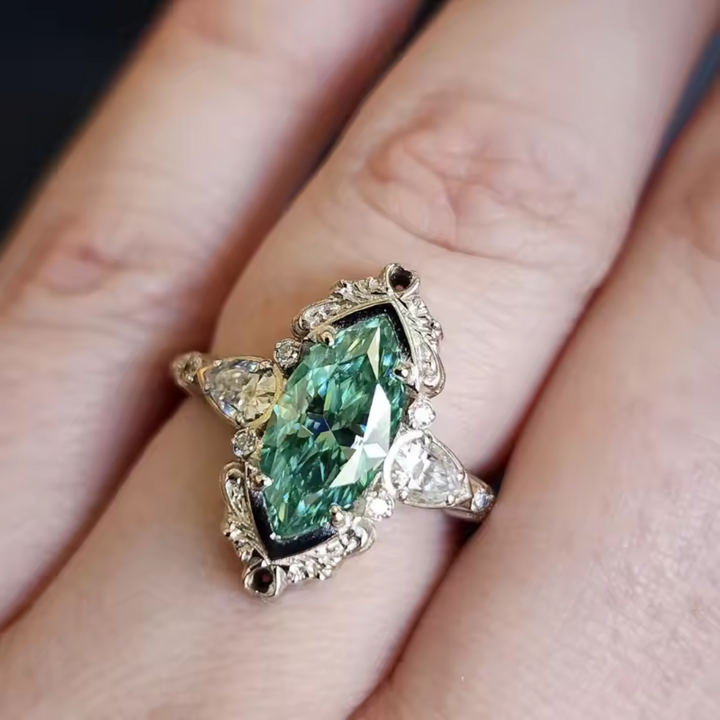 Vaelira | Thornewyn Ring