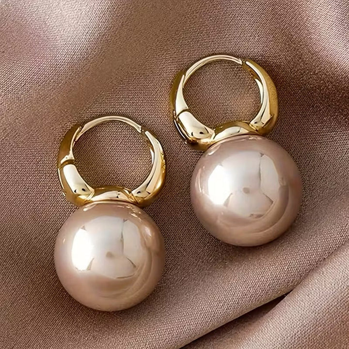 Classic Pearl Drop Earrings