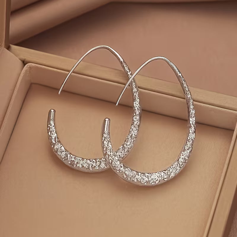Elegant Vintage Gold Drop Earrings