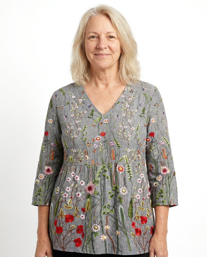 Amelie | Long Blouse with V-Neck