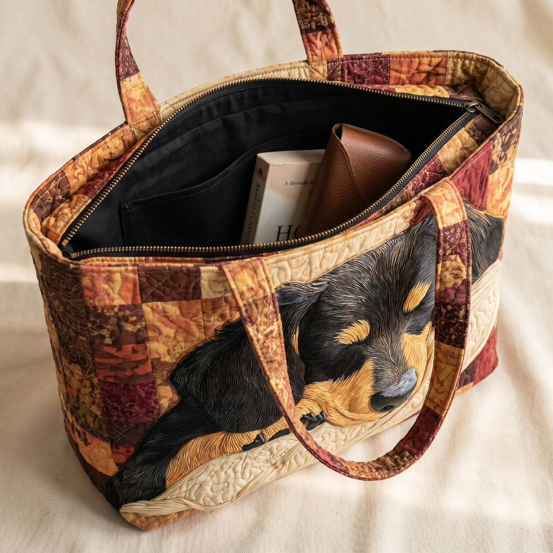 Black lined interior with zipper