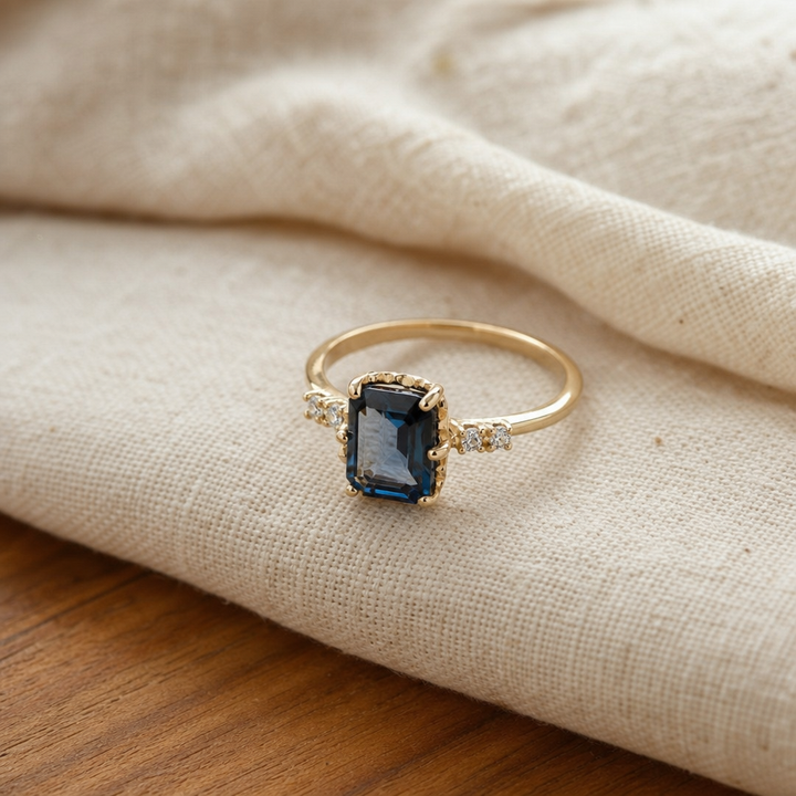 Vintage Blue Crystal Gold Ring