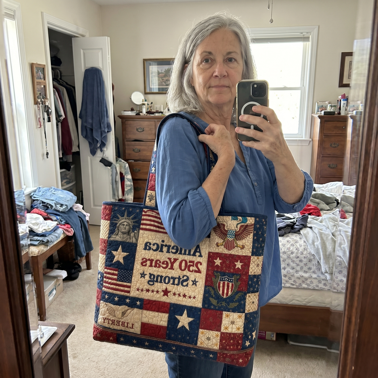 Customer review - patriotic quilted bag bedroom selfie
