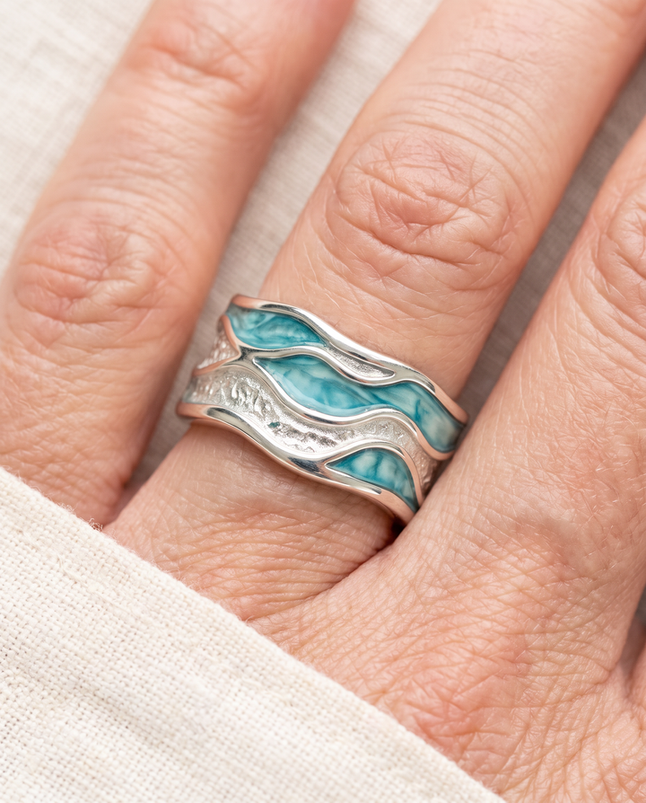 Turquoise Silvered Waves Ring