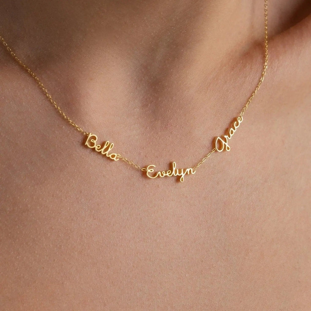 Dainty multiple name necklace with three names in cursive