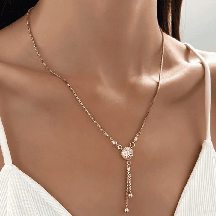 Gold Vintage Pendant Necklace