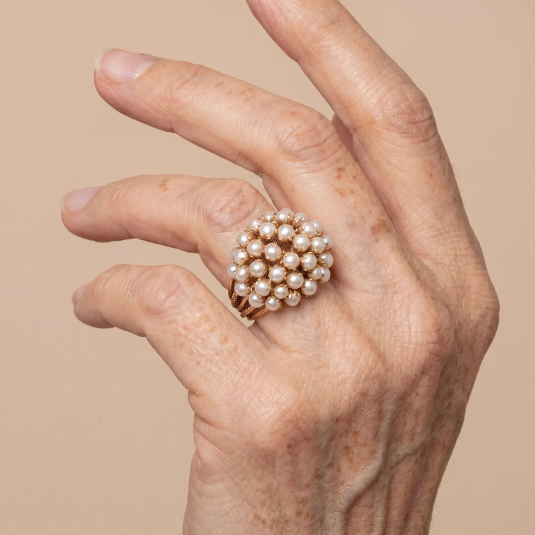 Classic Inlaid Pearl Gold Ring